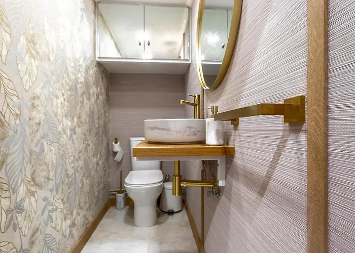 Etxebarria By People 毕尔巴鄂