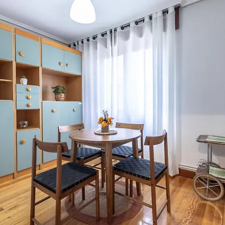 Etxebarria By People 毕尔巴鄂